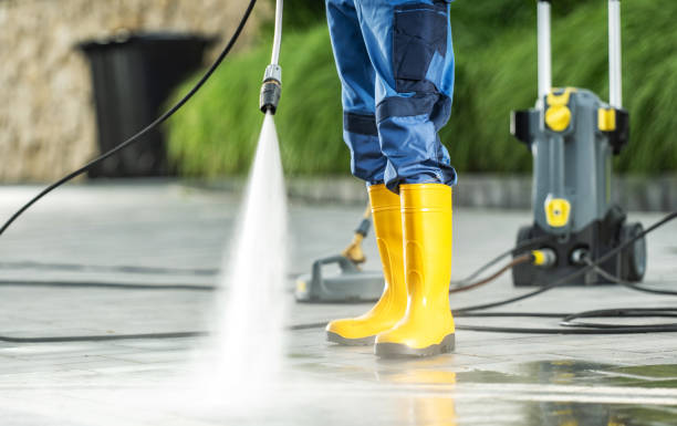 Best Deck Cleaning Services  in Harrisburg, SD